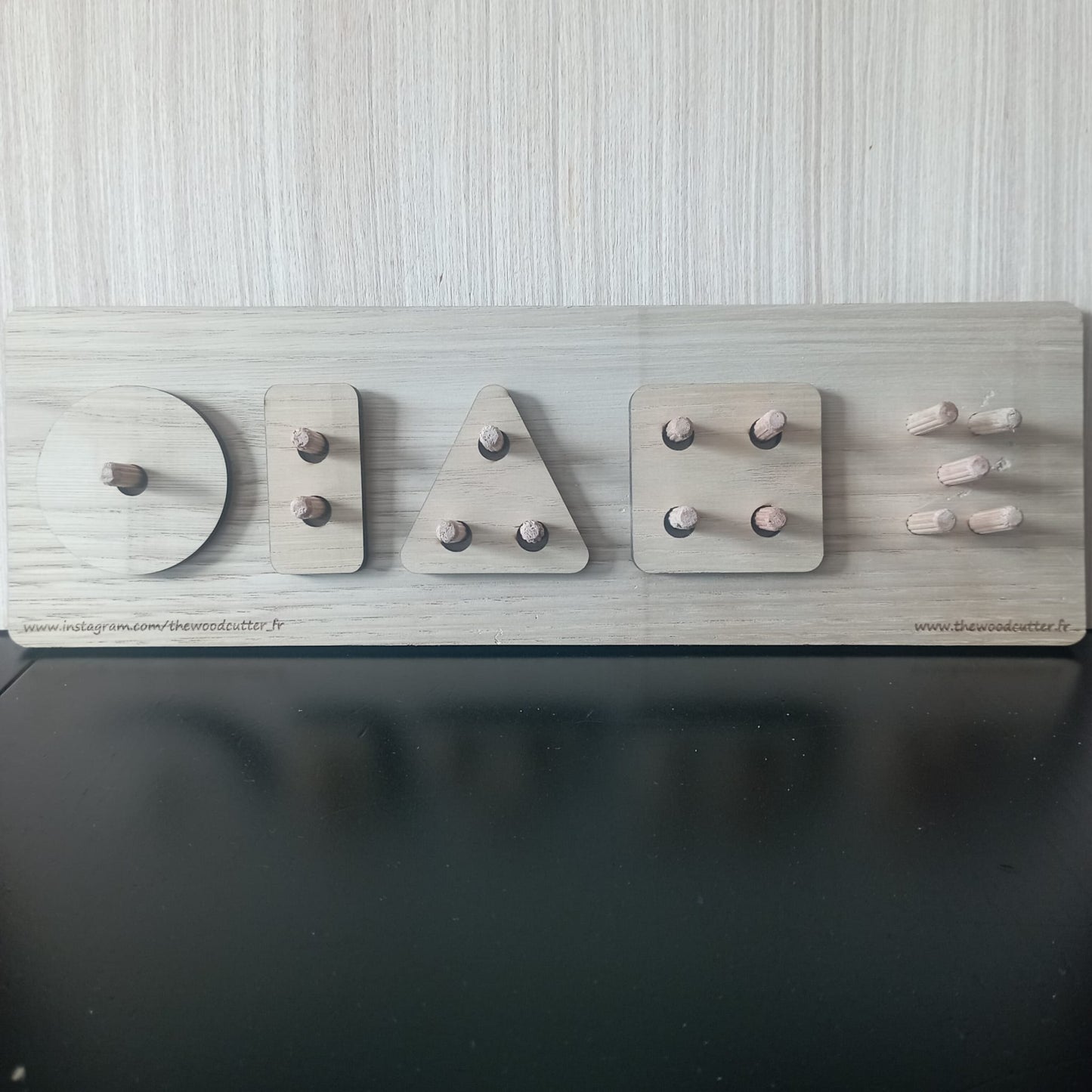 Jeu d'éveil motricité fine