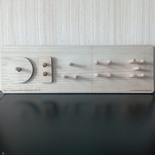 Jeu d'éveil motricité fine